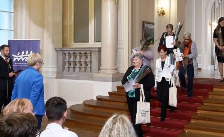 Priznanje za posebne dosežke za naj prostovoljski projekt so dobile prostovoljke društva Koroški medgen (3)